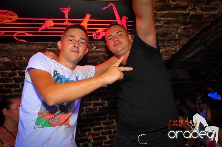 Escape Club zi de zi, 