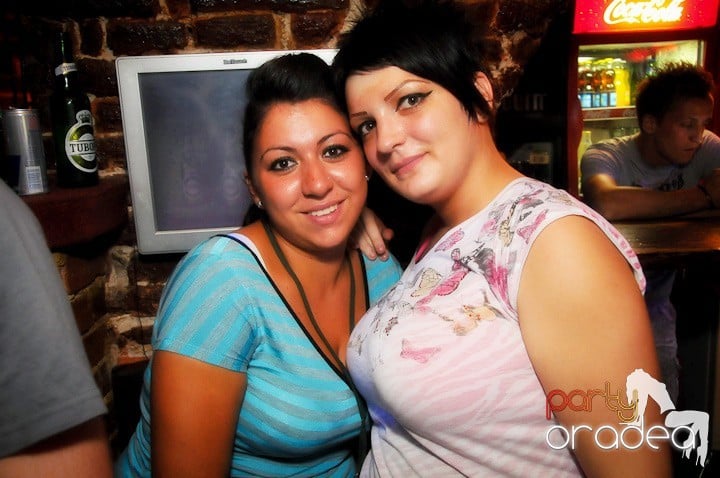 Escape Club zi de zi, 