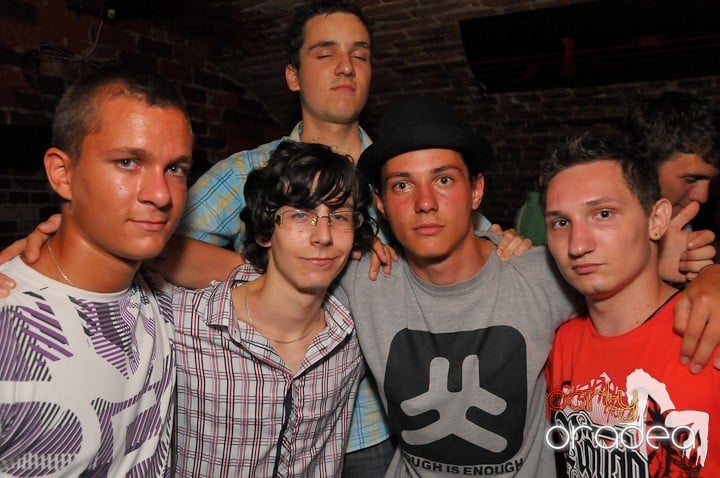 Escape Club zi de zi, 