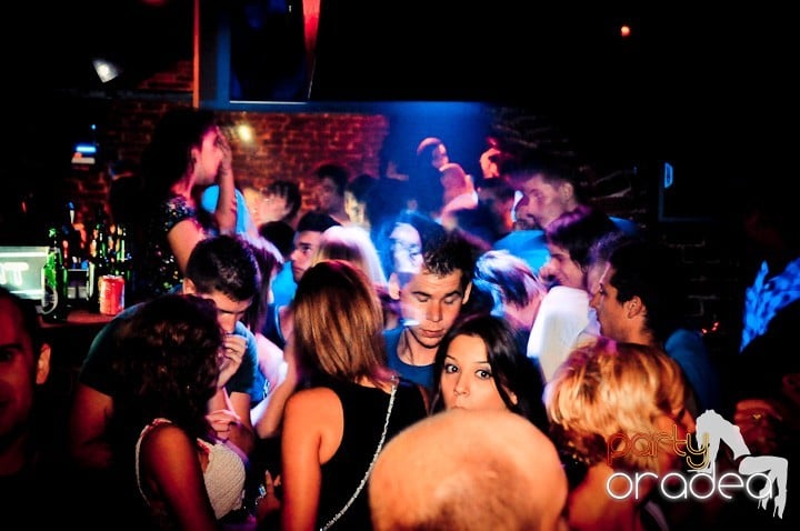 Escape Club zi de zi, 