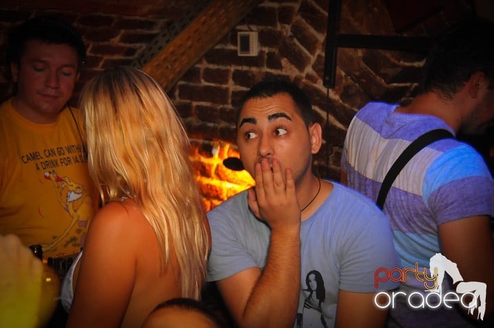 Escape Club zi de zi, 