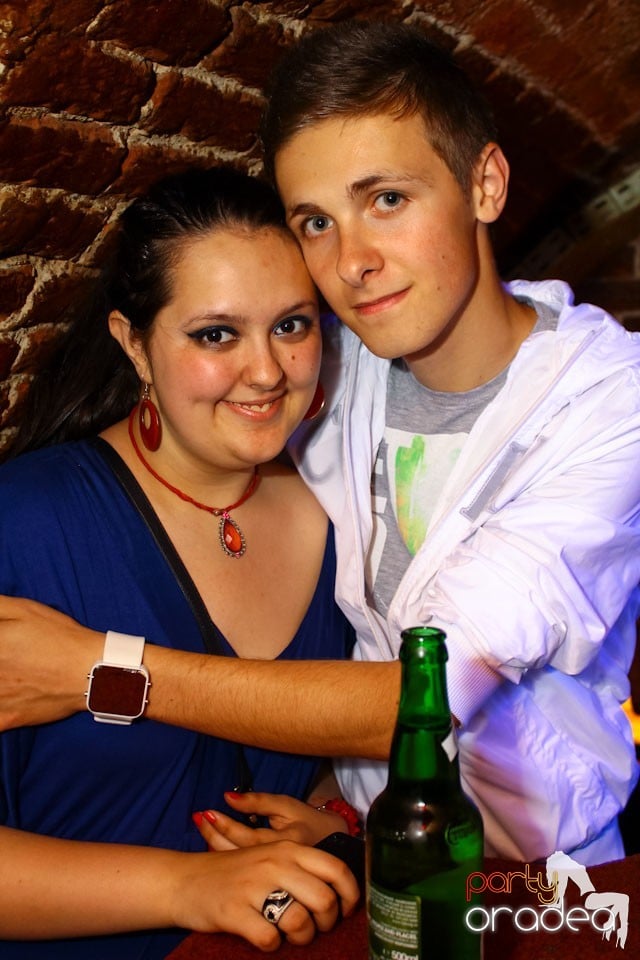 Escape Friday Party, 