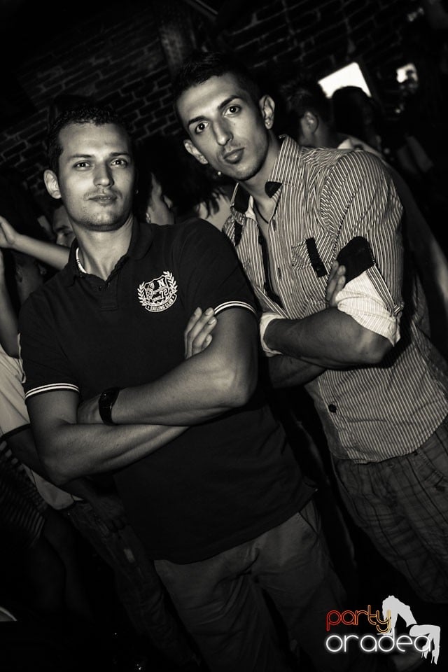 Escape Friday Party, 