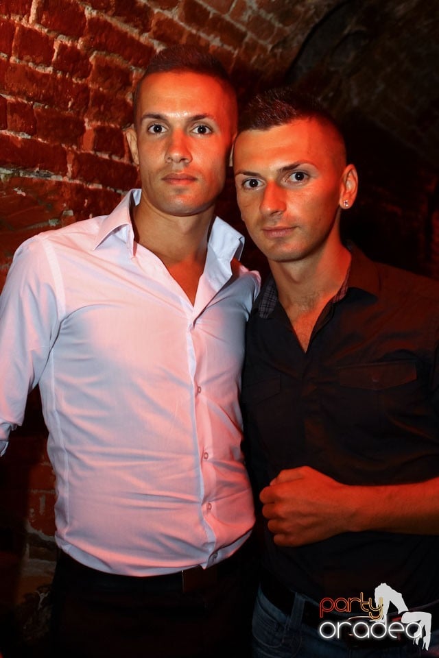 Escape Friday Party, 