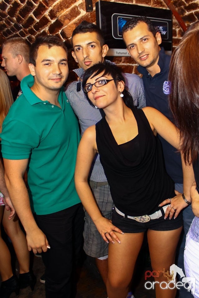 Escape Friday Party, 