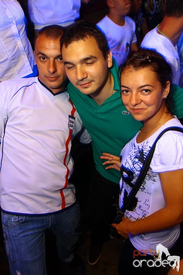 Escape Friday Party, 