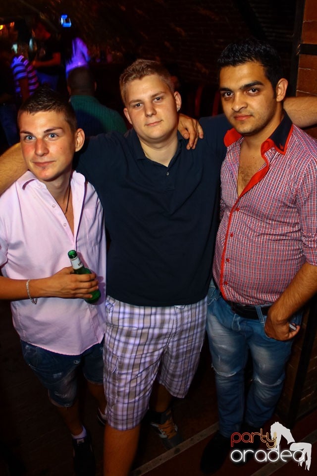 Escape Friday Party, 