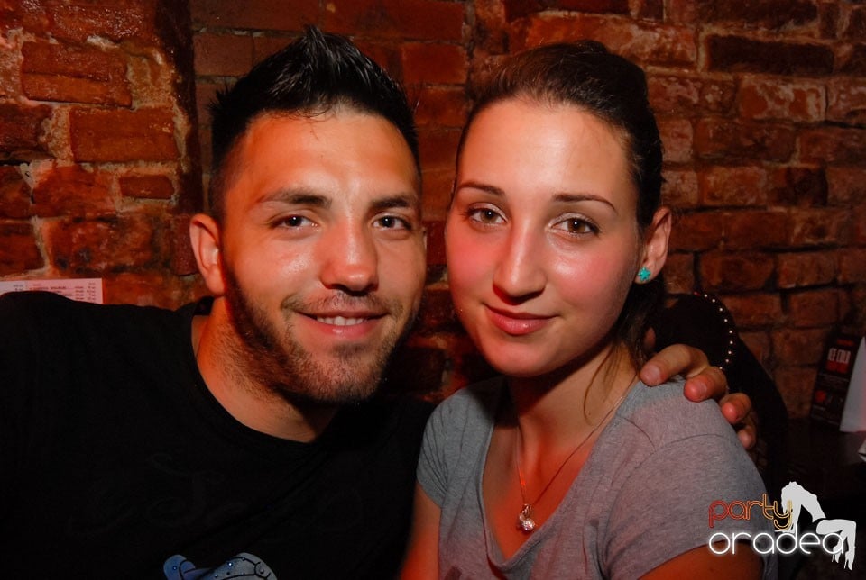 Escape Friday Party, 