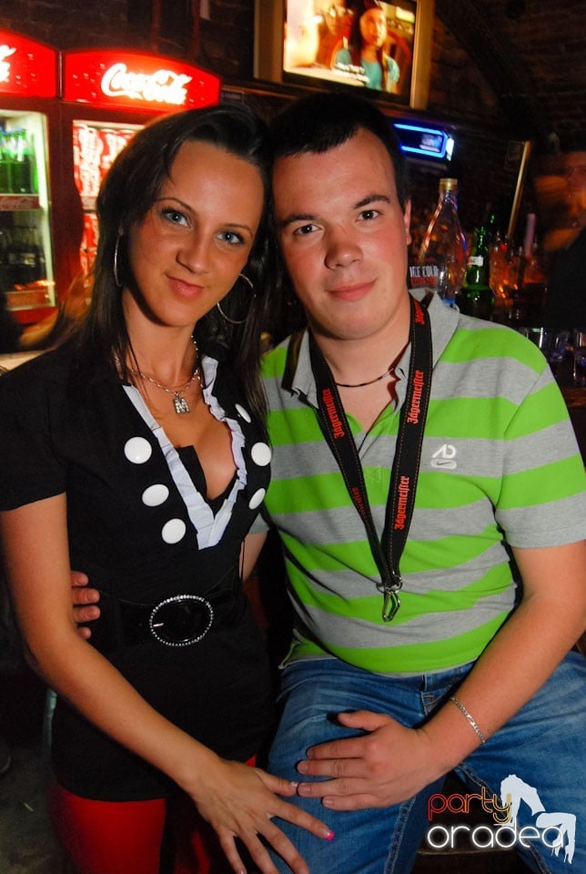 Escape Friday Party, 