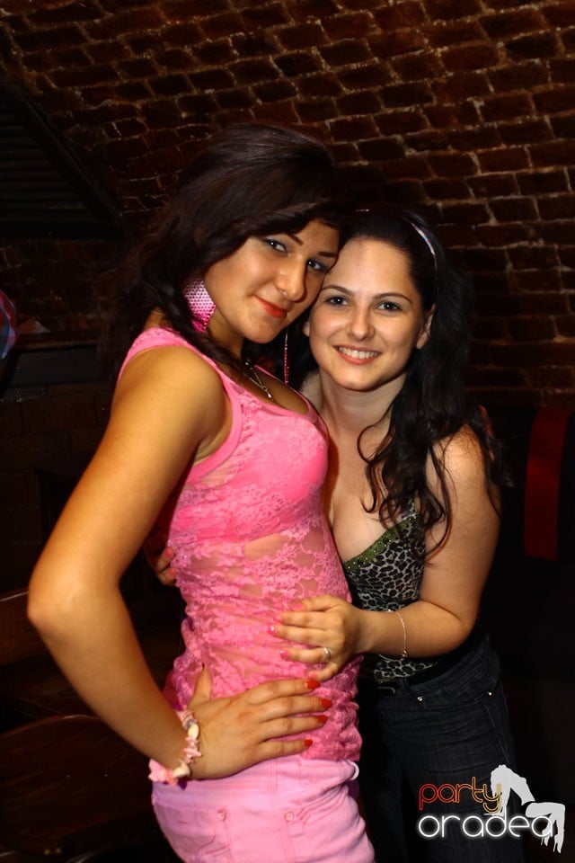 Escape Friday Party, 