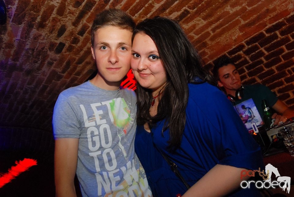 Escape Friday Party, 