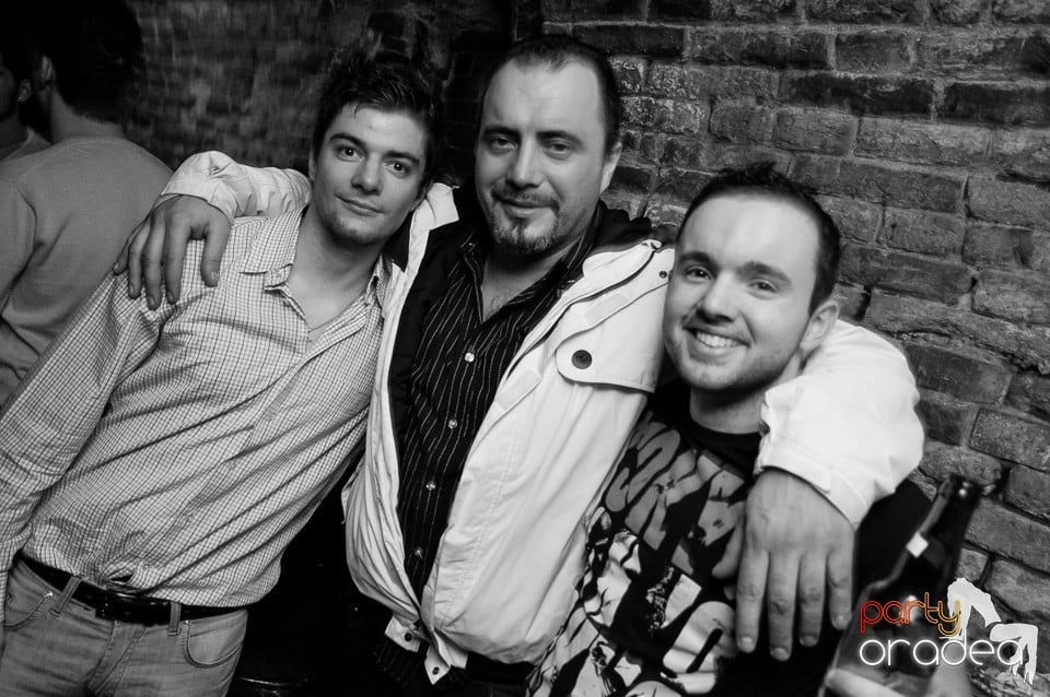 Escape Party cu DJ Prody, 