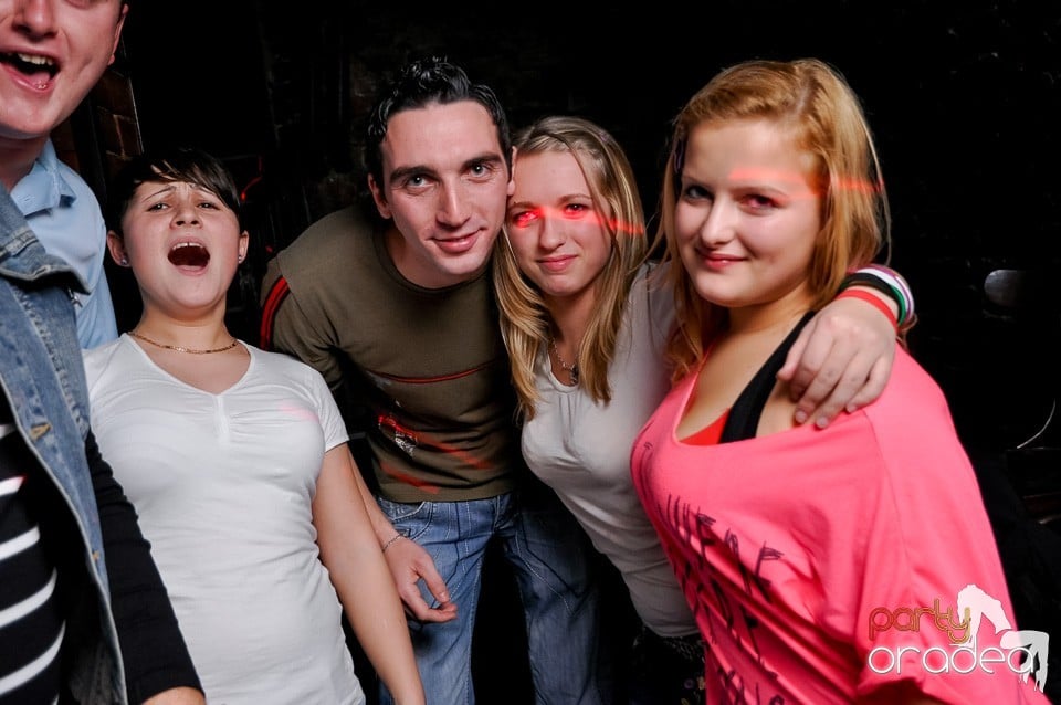 Escape Party cu DJ Prody, 