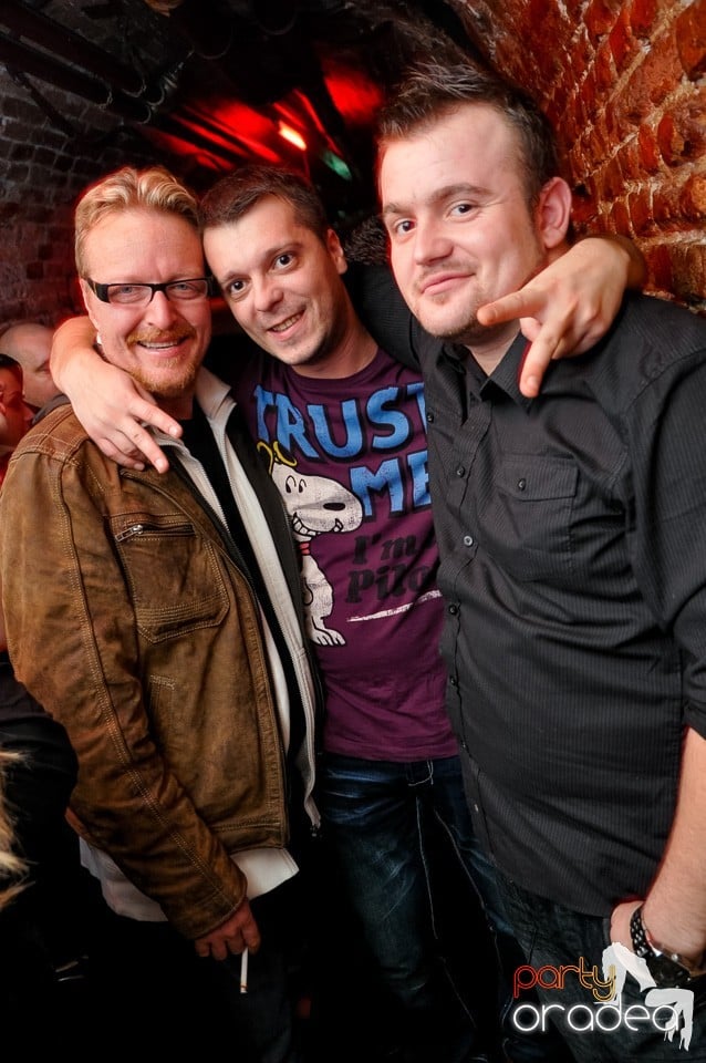 Escape Party cu DJ Prody, 