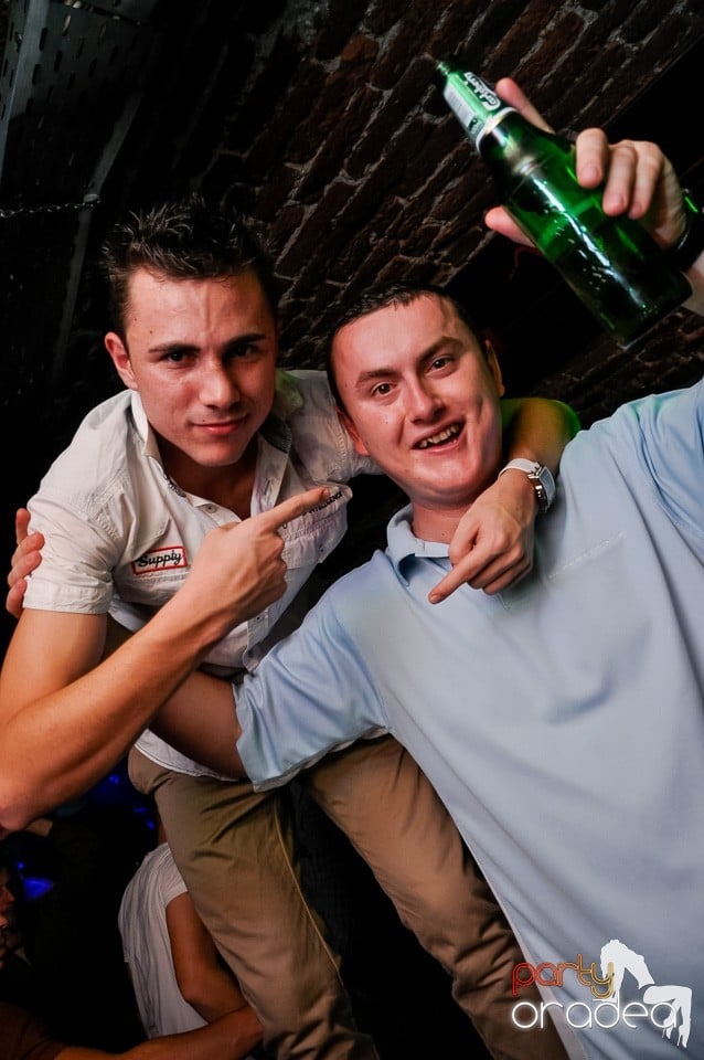 Escape Party cu DJ Prody, 