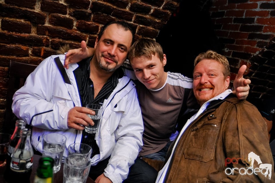 Escape Party cu DJ Prody, 