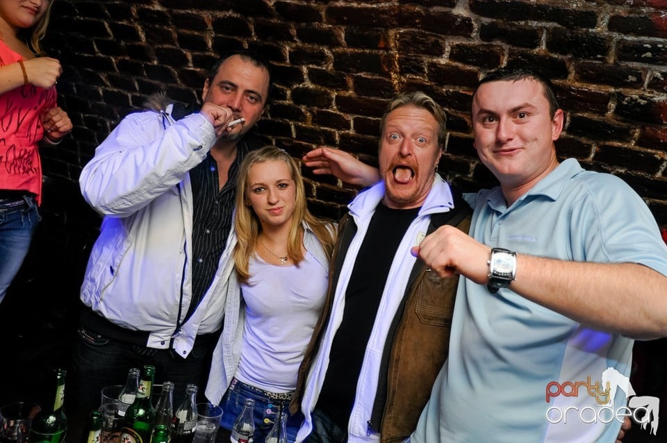 Escape Party cu DJ Prody, 