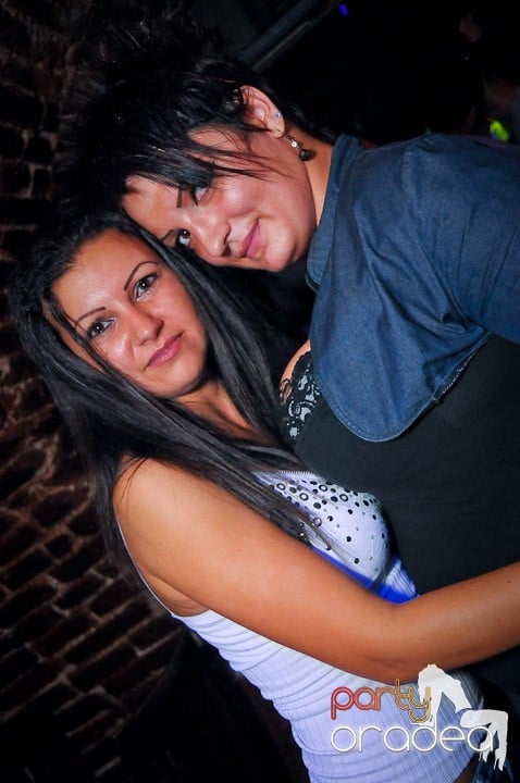 Escape seară de seară, 