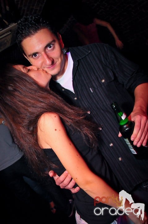 Escape seară de seară, 