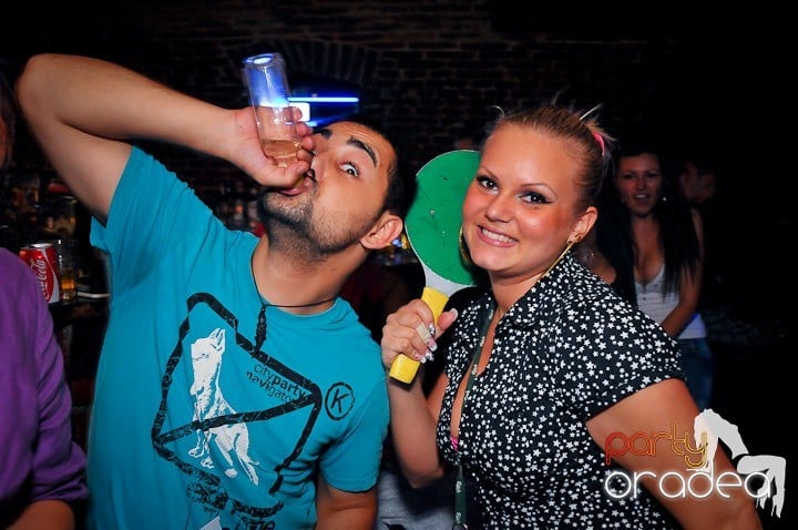 Escape seară de seară, 