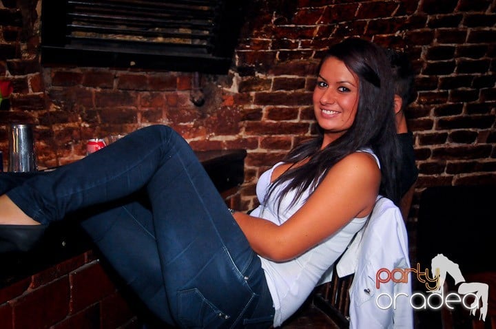 Escape seară de seară, 