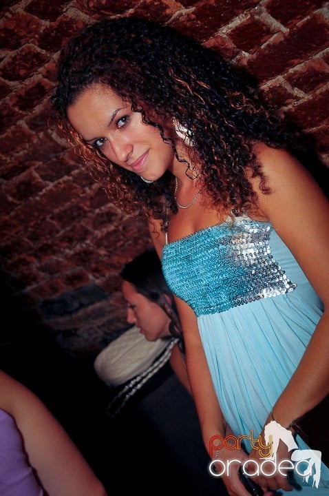 Escape seară de seară, 