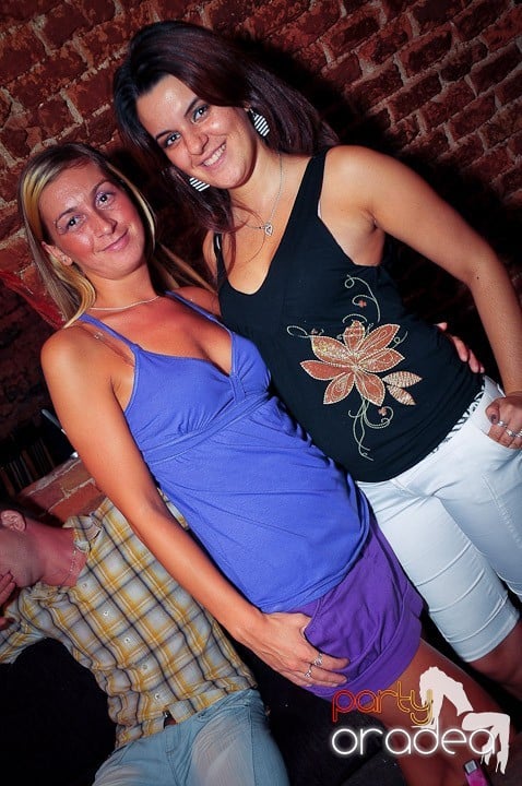 Escape seară de seară, 