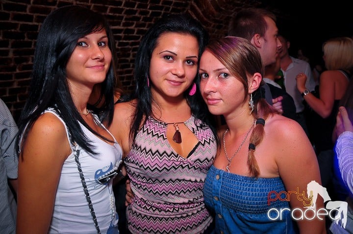 Escape seară de seară, 