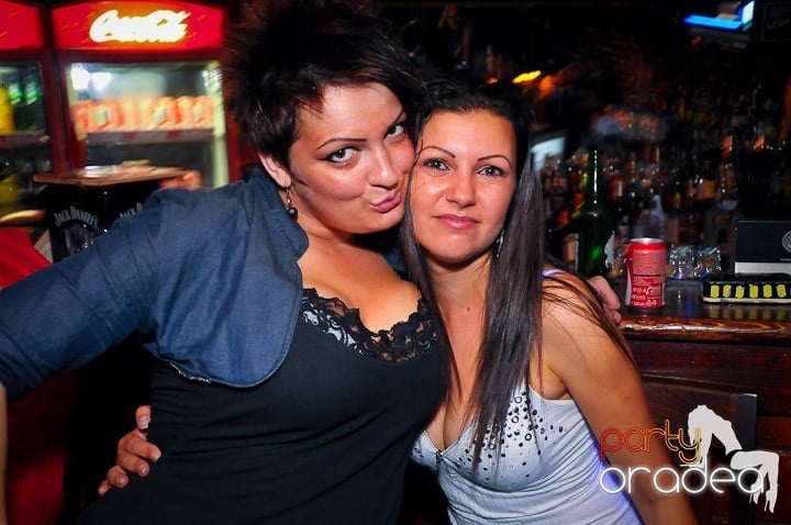 Escape seară de seară, 