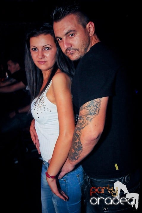 Escape seară de seară, 