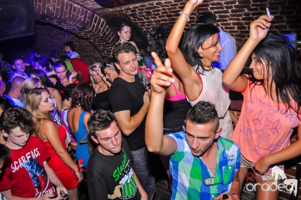 Escape - Tropical Party, 