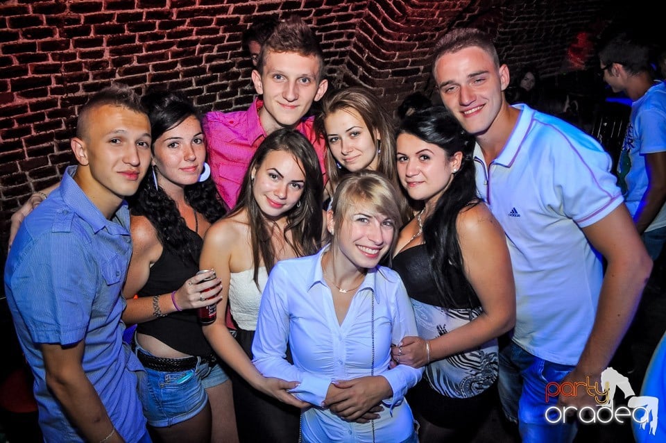 Everybody dance now!, 