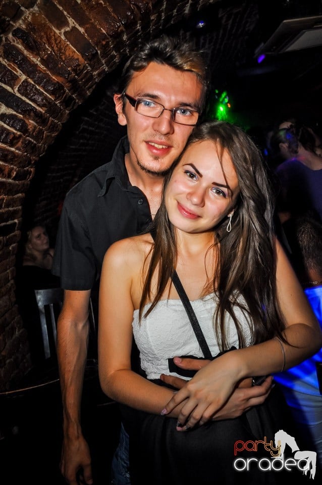 Everybody dance now!, 