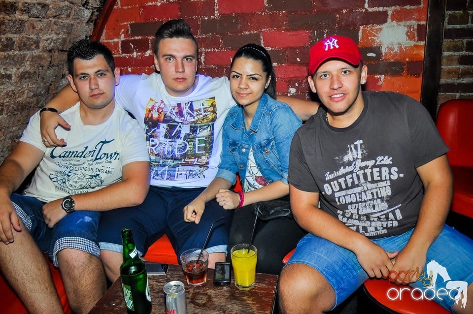 Everybody dance now!, 