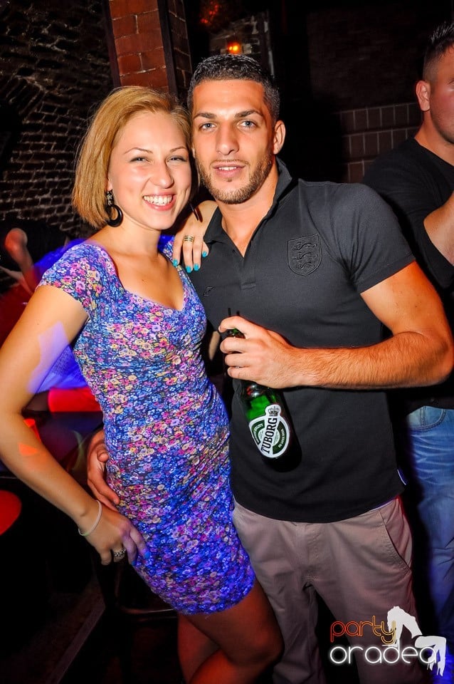 Everybody dance now!, 