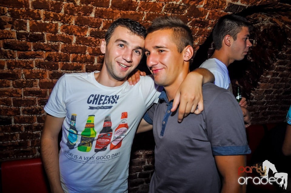 Everybody dance now!, 