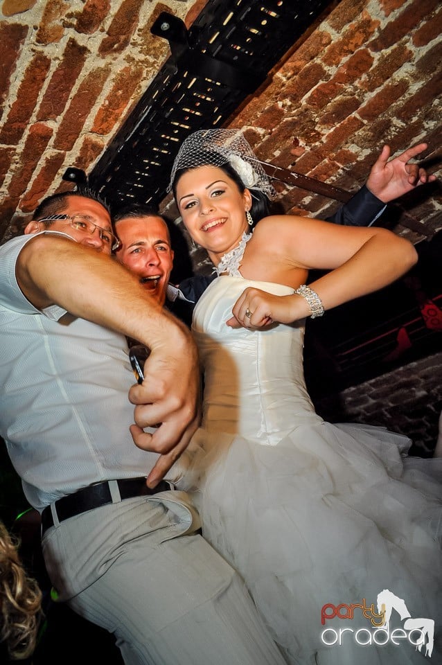 Everybody dance now!, 