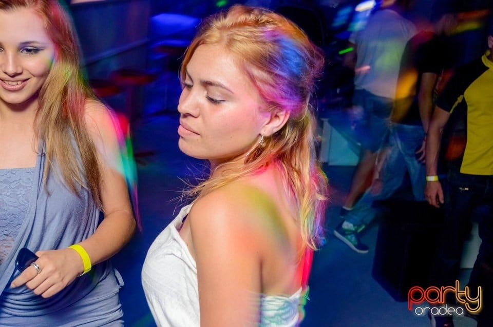 Exclusive Extravaganza Party, 