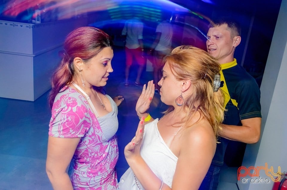 Exclusive Extravaganza Party, 