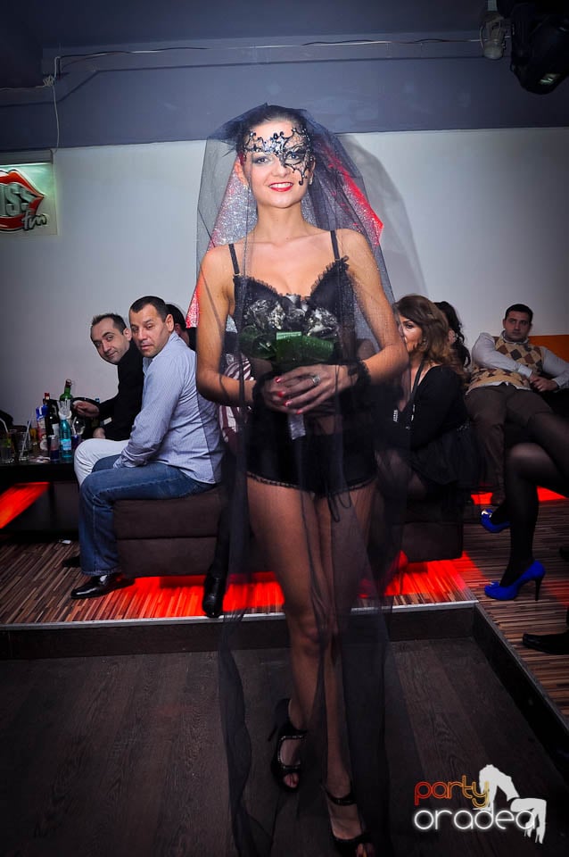 Fashion Night Dressing Show,