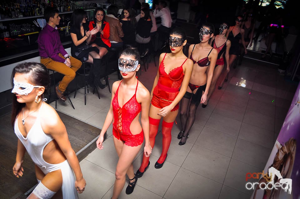 Fashion Night Dressing Show,