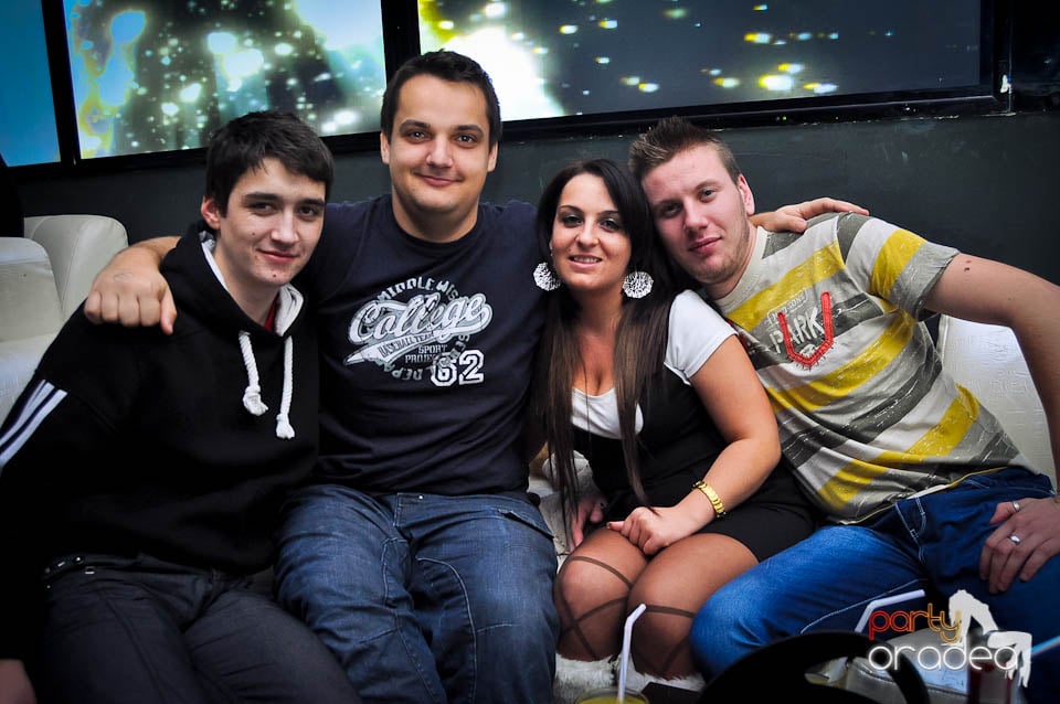 Fashion Night Dressing Show, 