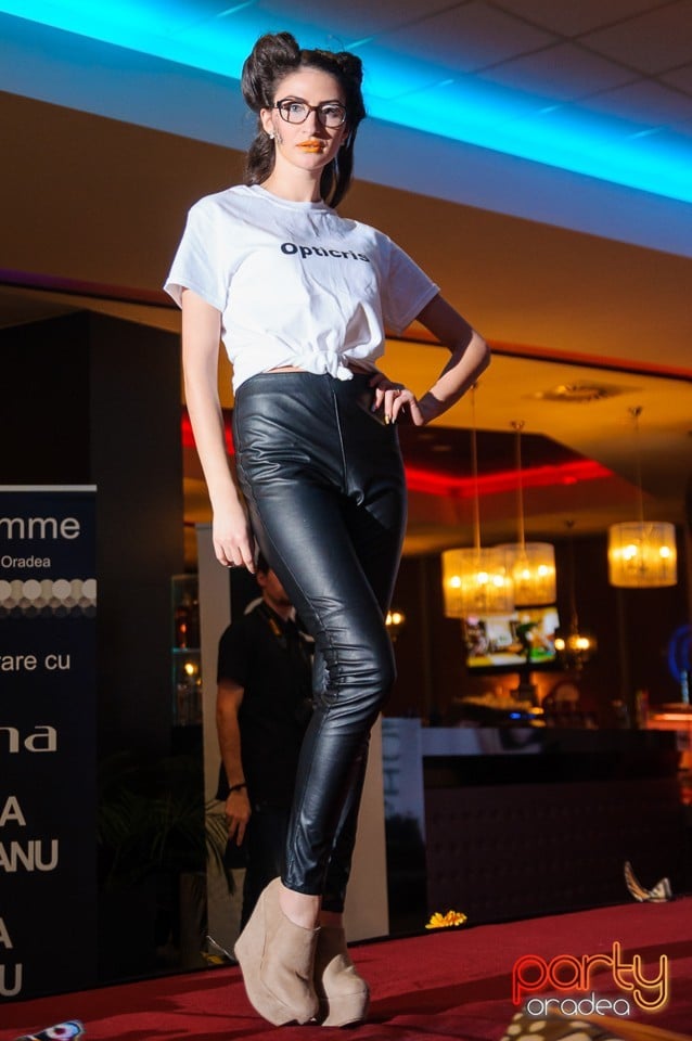Fashion Weekend, Lotus Center