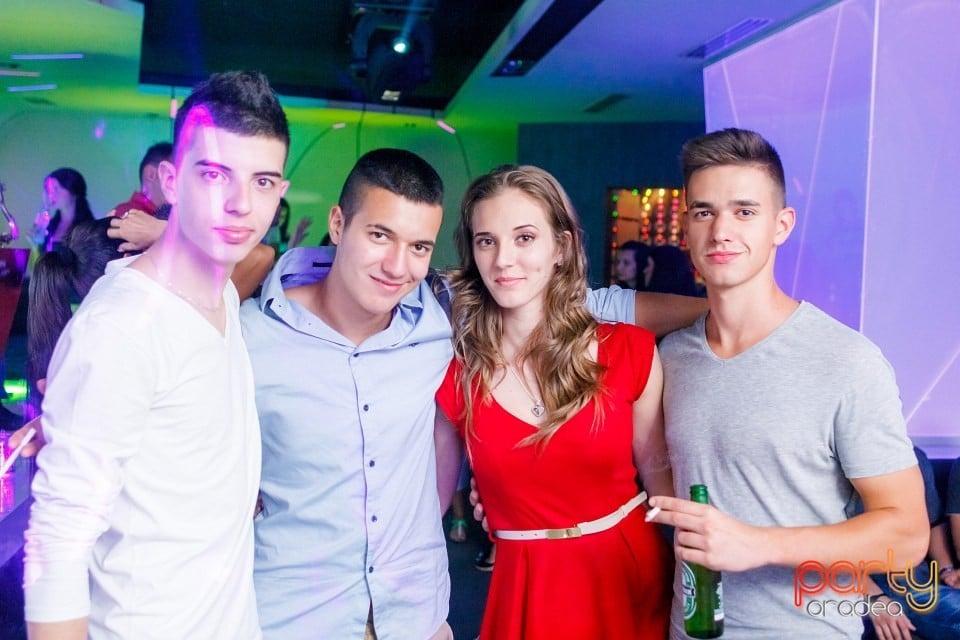 Feel The Beach Tour, 