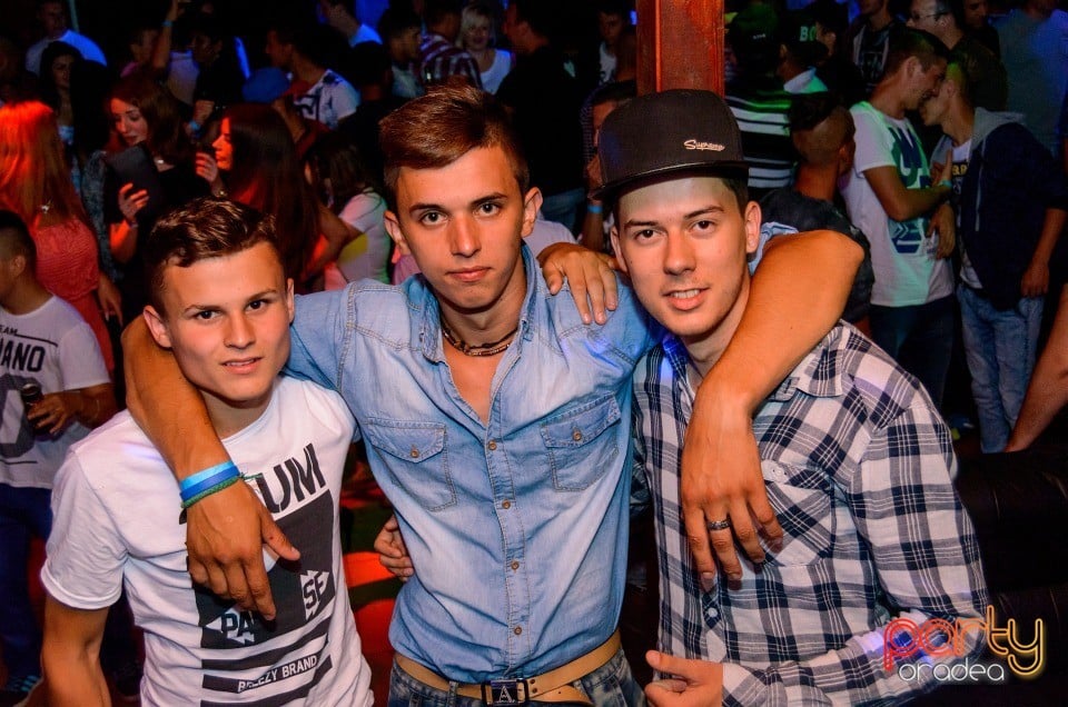 Feel the Music, 