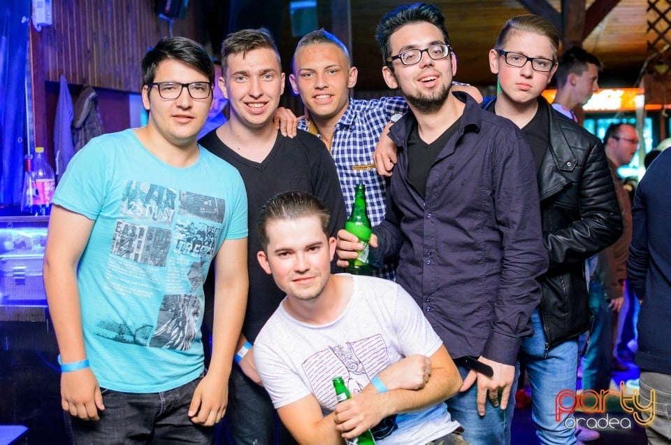 Feel the Music, 
