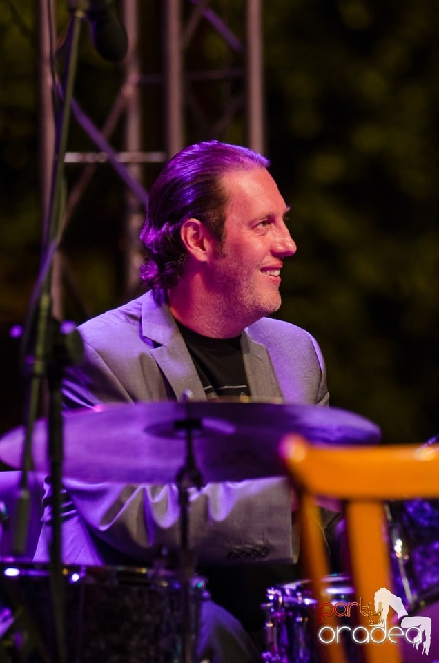 Festival Jazz, Posticum