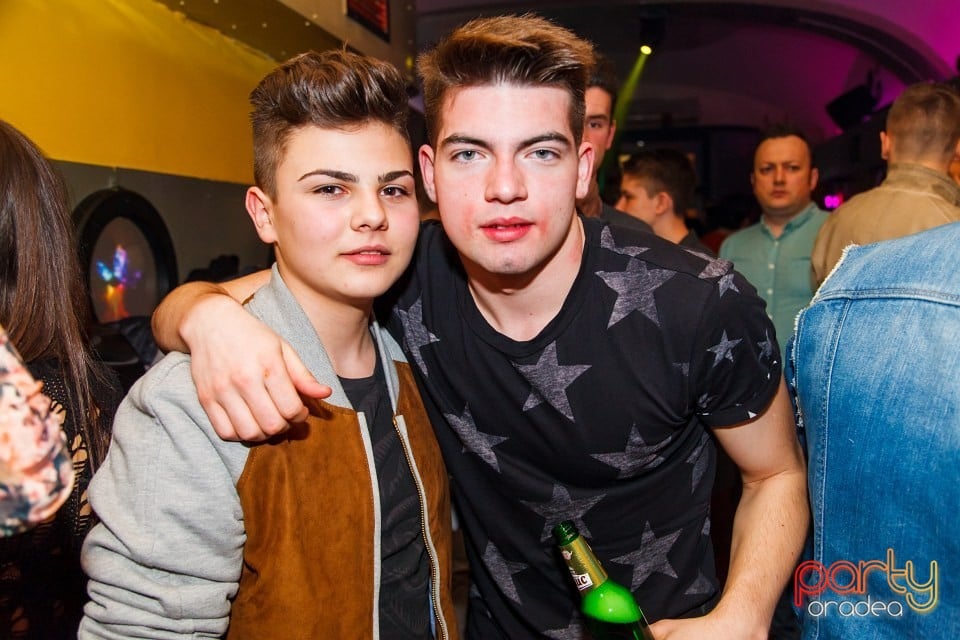 Final College Party, 