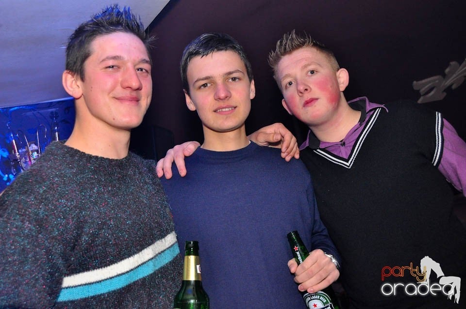 Finest House And Party Music în Club Atti's, 