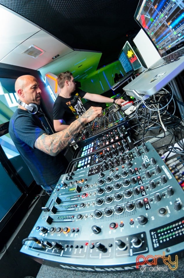 Flavius Miller în Avenue, 